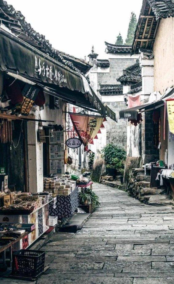 因为女朋友不给我钱 所以我不回她信息 也不想理她对吗？游戏画面